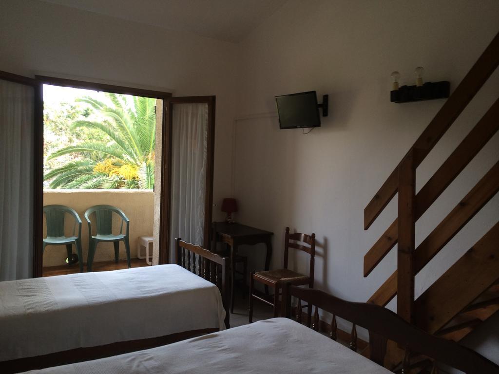 Hotel Le Narval Calcatoggio  Zimmer foto